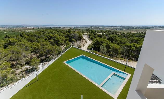 Adosado / Bungalow · Nueva construcción  · San Miguel de Salinas · Urbanizaciones