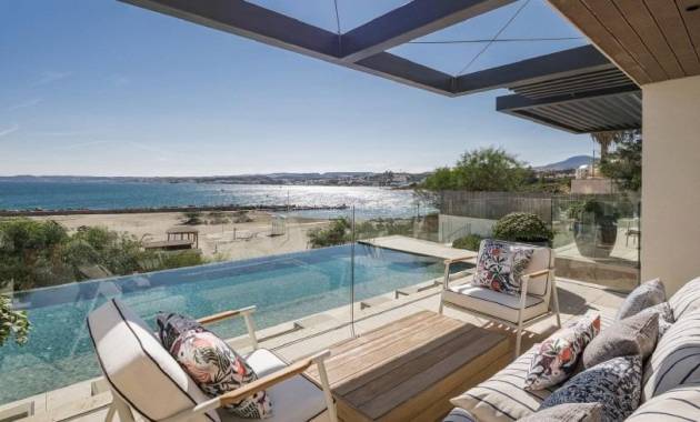 Apartamentos · Nueva construcción  · Estepona · Playa del Cristo