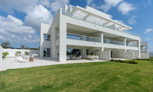 Apartments · New Build · Sotogrande · San Roque Club