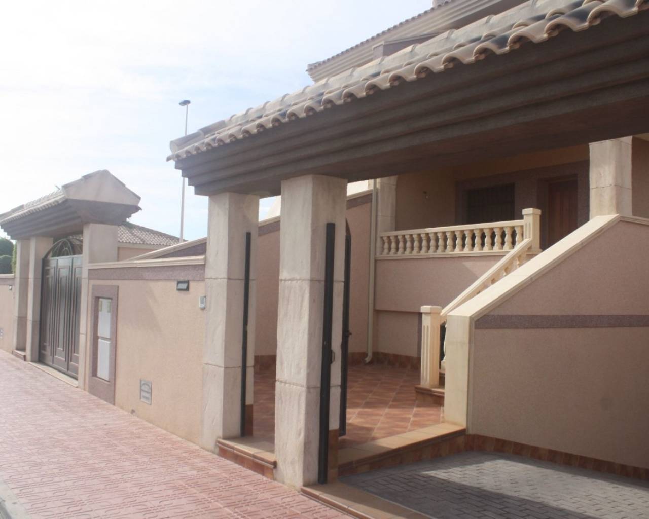 Bungalow  / Townhouse - New Build - Torrevieja - NB-16308