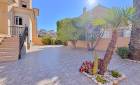 Resale - Villas - Orihuela - Orihuela Costa