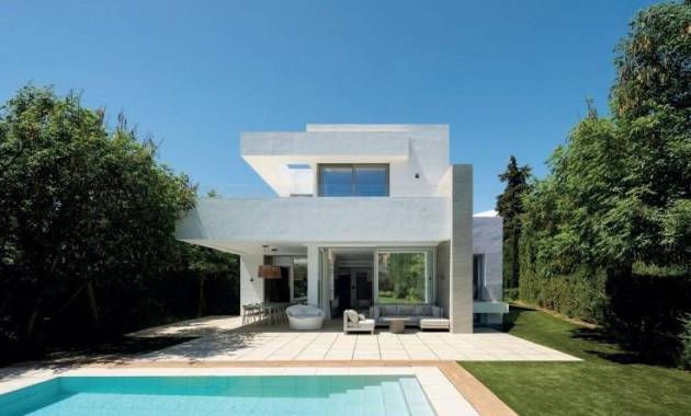 Villas · Nueva construcción  · Estepona · Paraiso Alto