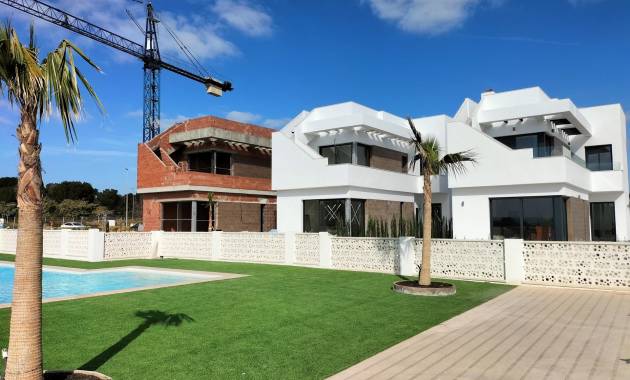 Villas · Nueva construcción  · Pilar de La Horadada · Lo Romero Golf