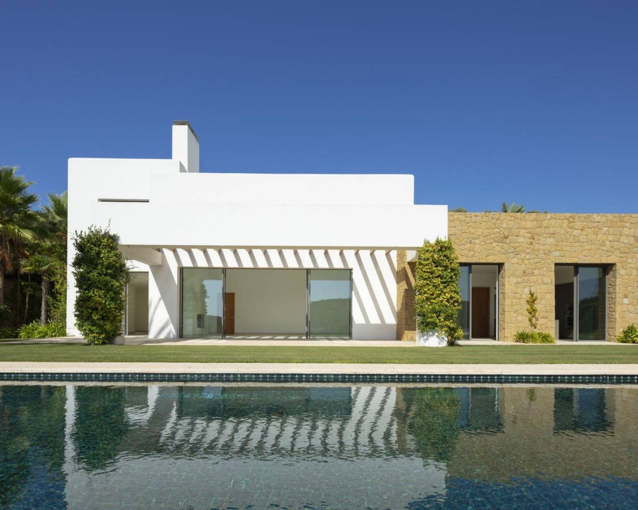 Nueva construcción  - Villas - Casares - Pedregales