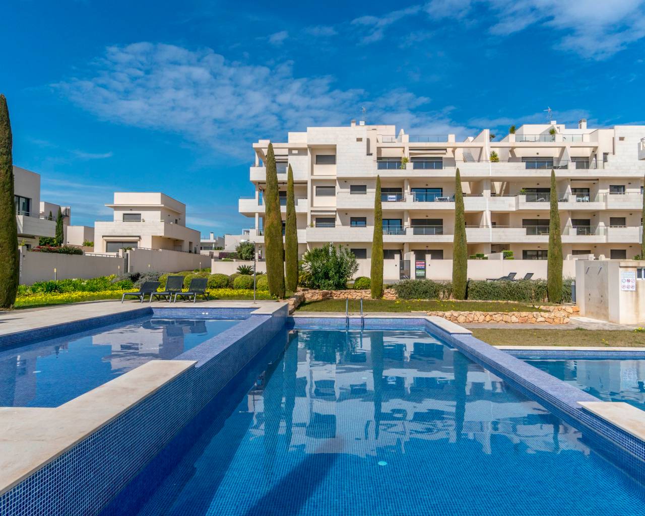 Resale - Apartments - Orihuela Costa - Urbanización Montezenia-Torrezenia