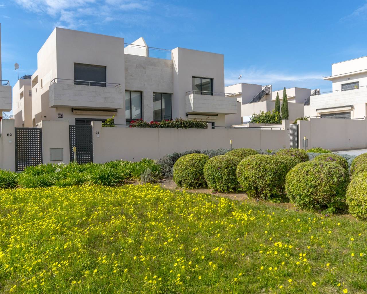 Resale - Apartments - Orihuela Costa - Urbanización Montezenia-Torrezenia