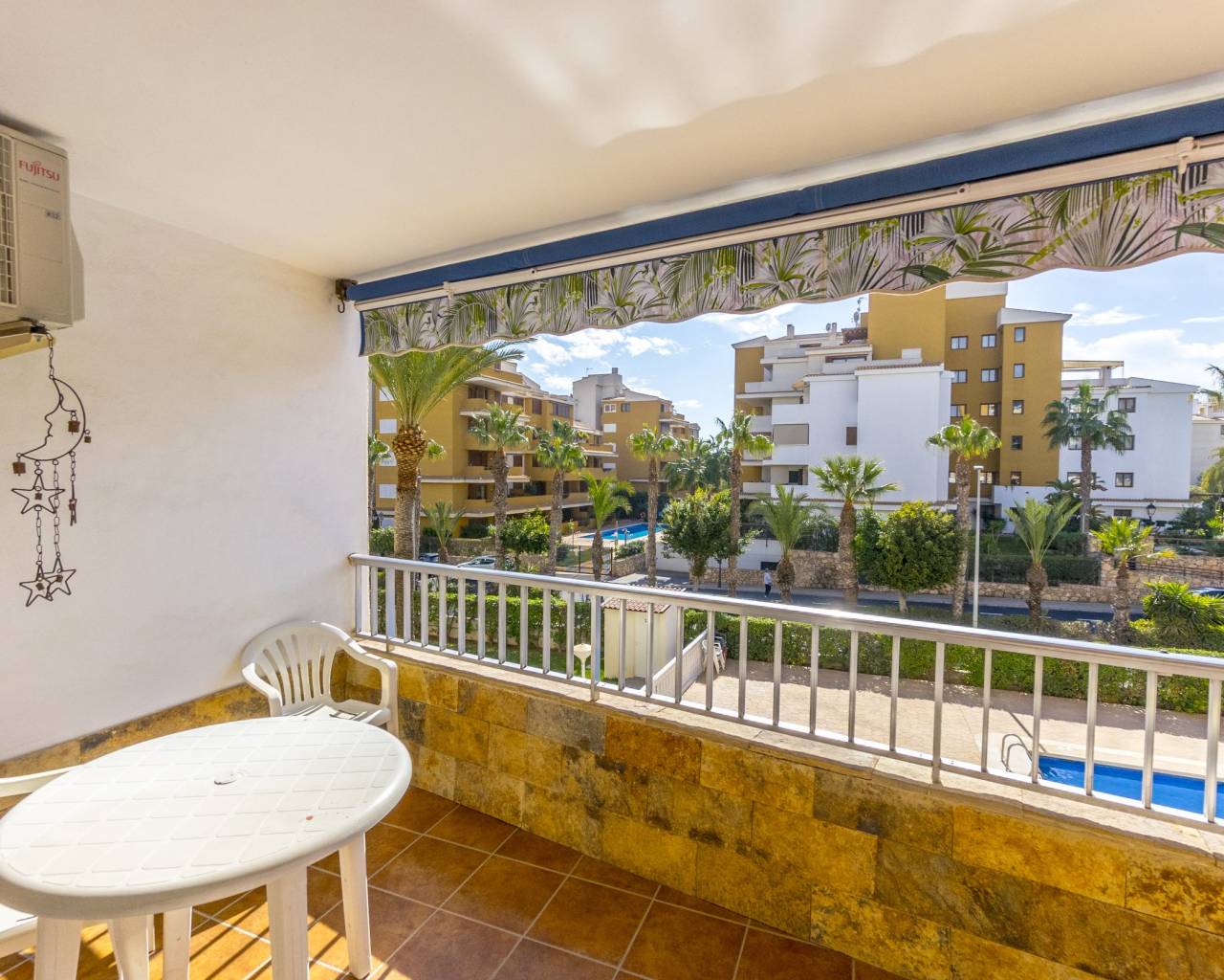 Resale - Apartments - Punta Prima - El Acequión