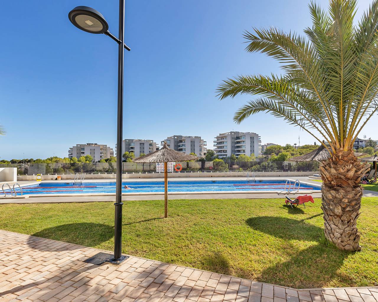 Resale - Apartments - Orihuela Costa - Villamartín-Las Filipinas