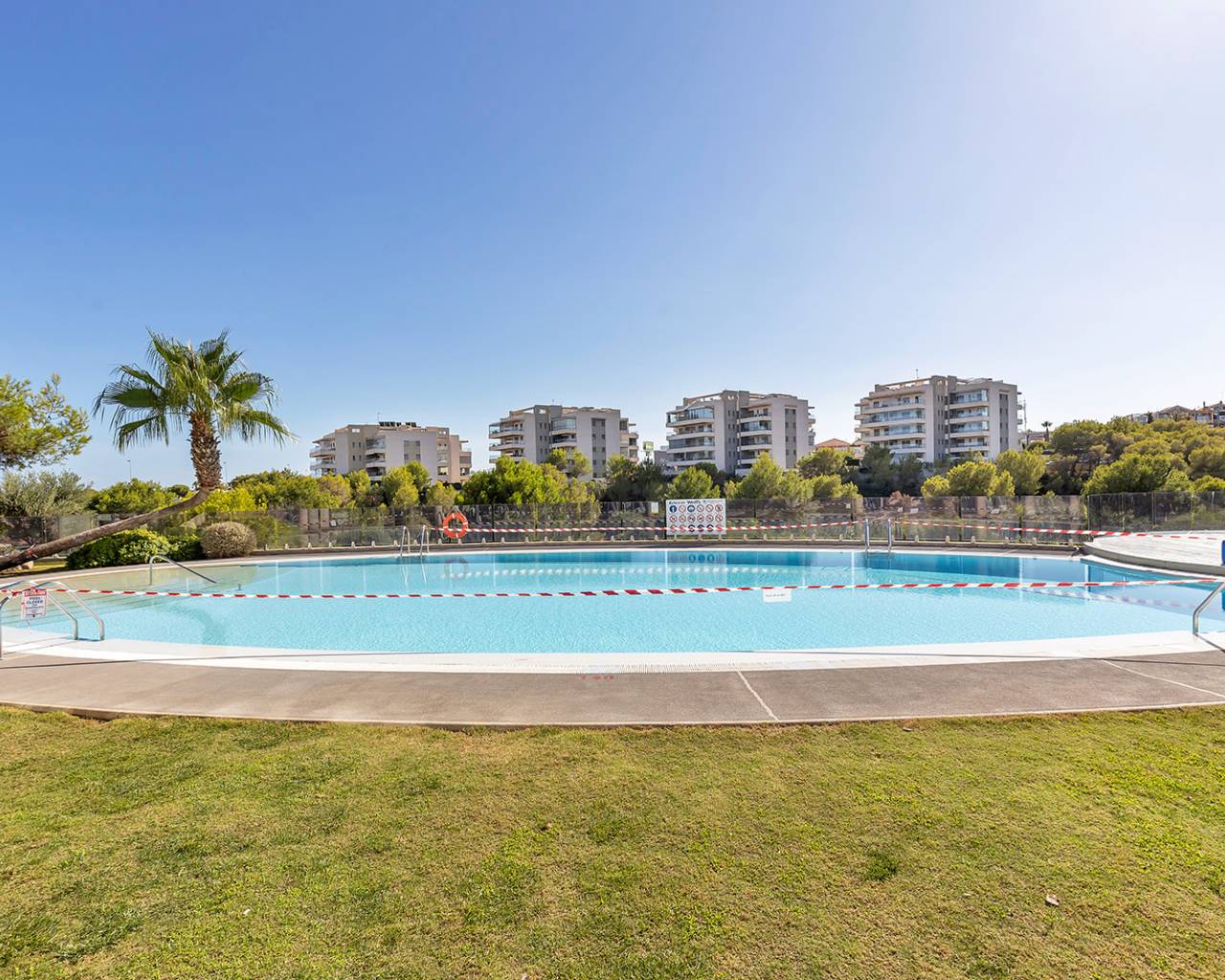 Resale - Apartments - Orihuela Costa - Villamartín-Las Filipinas