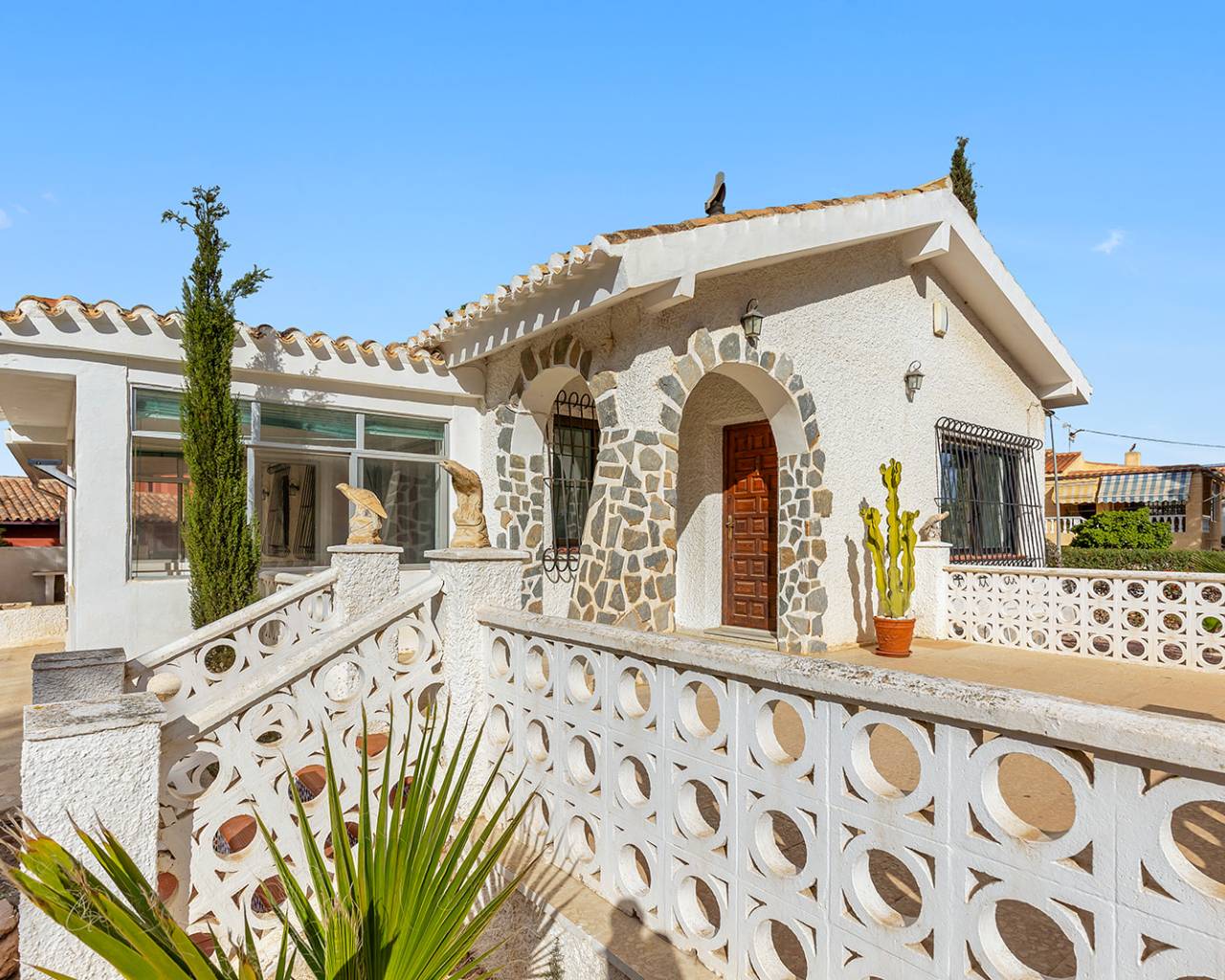 Resale - Villas - Los Balcones - Los Altos del Edén