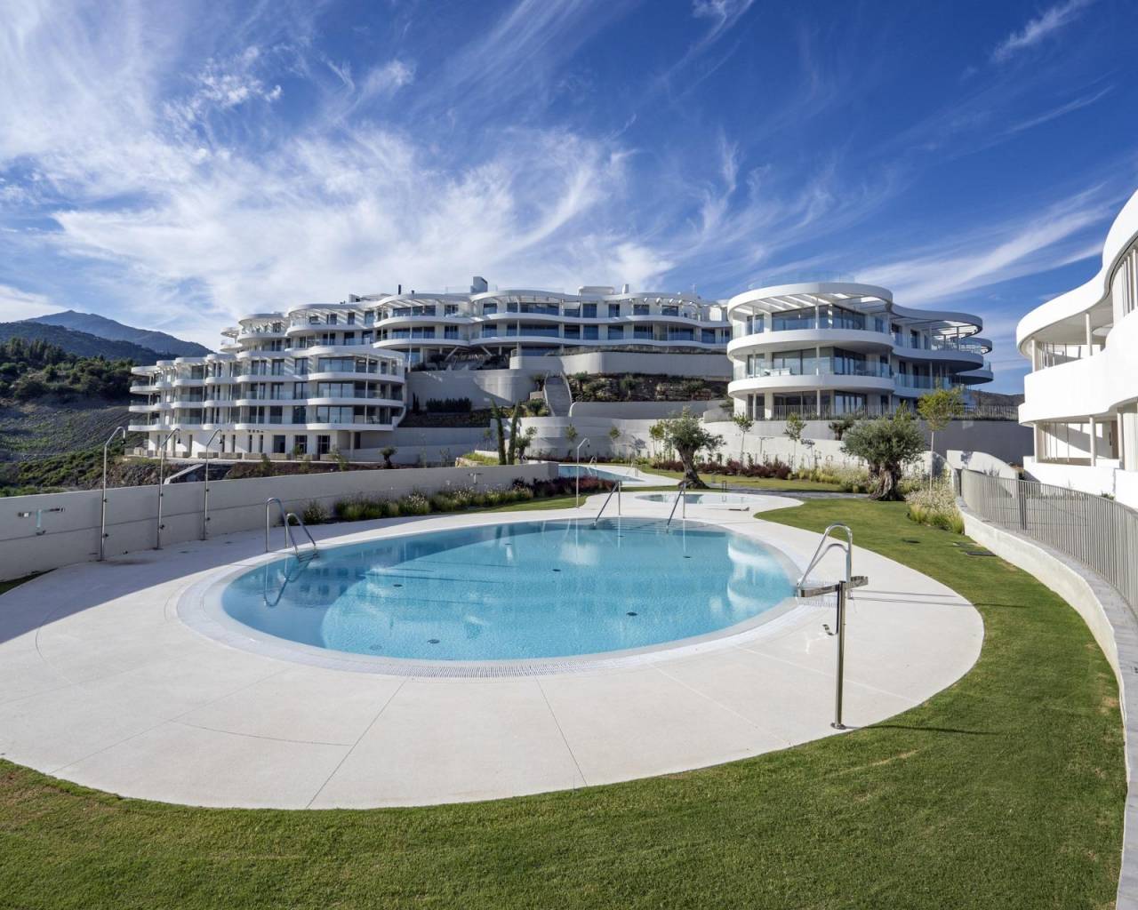 Nueva construcción  - Apartamentos - Benahavís - Las Colinas de Marbella