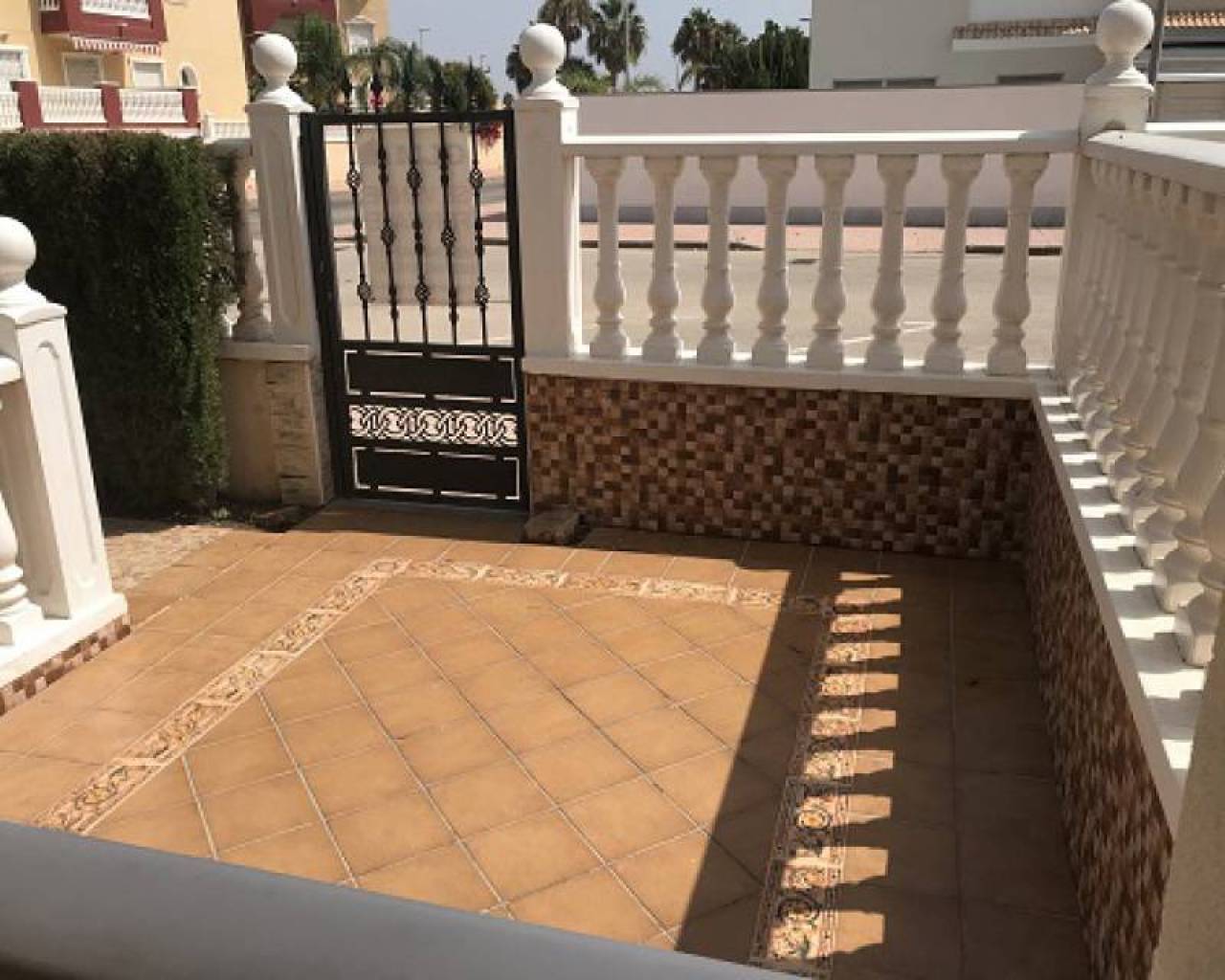 Resale - Bungalow  / Townhouse - Los Alcazares - Gated complex El Divino