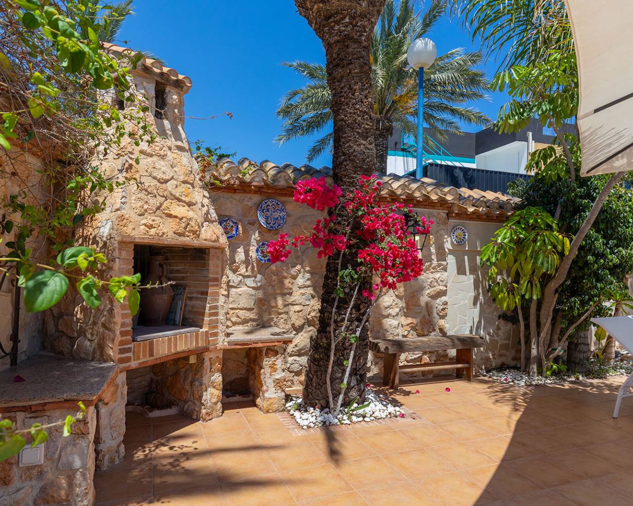 Resale - Villas - Orihuela Costa - Punta Prima