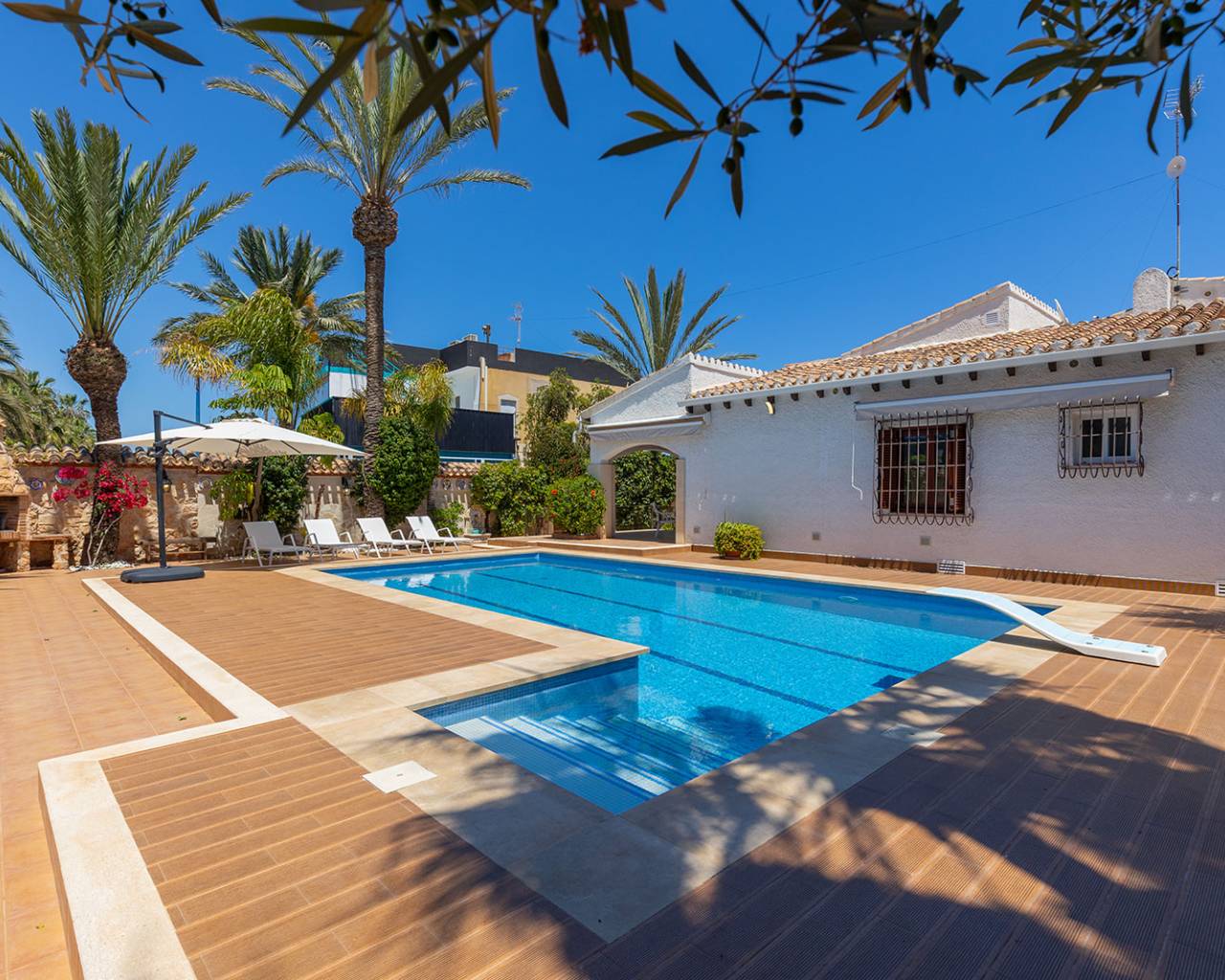 Resale - Villas - Orihuela Costa - Punta Prima