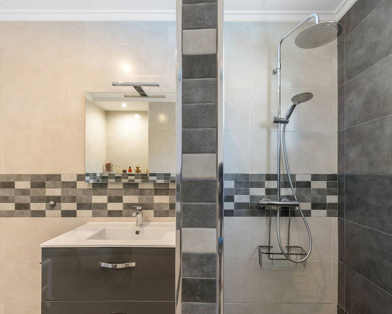 Resale - Villas - Orihuela Costa - Punta Prima