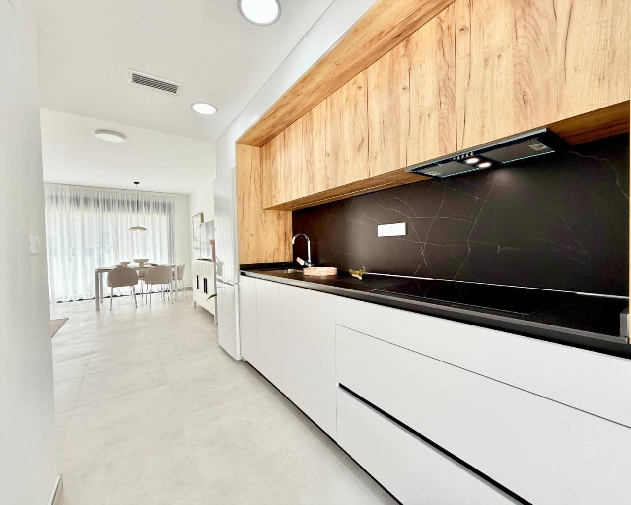  - Bungalow  / Townhouse - Cox - Sin Zona