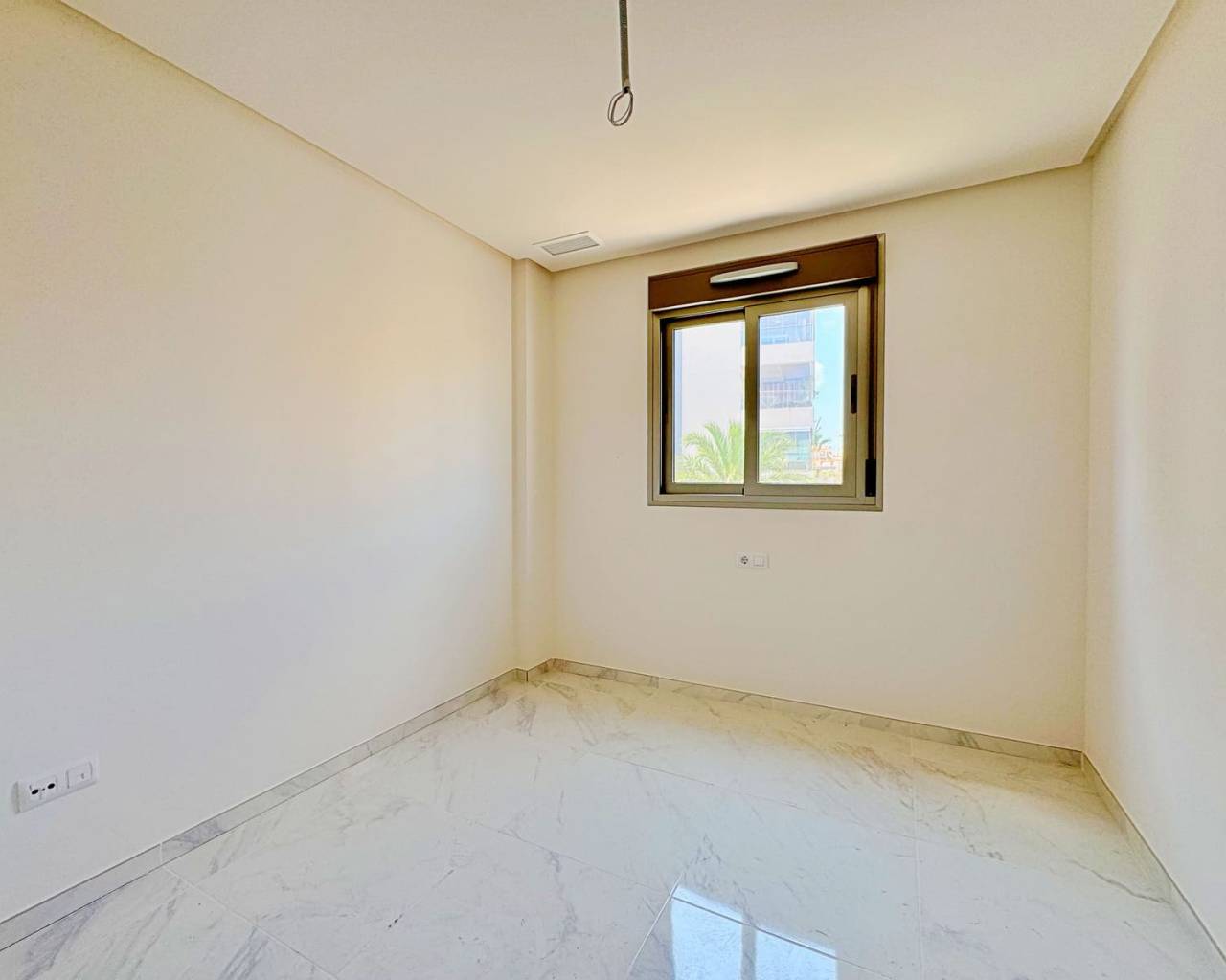 Resale - Apartments - Orihuela Costa - Villamartín