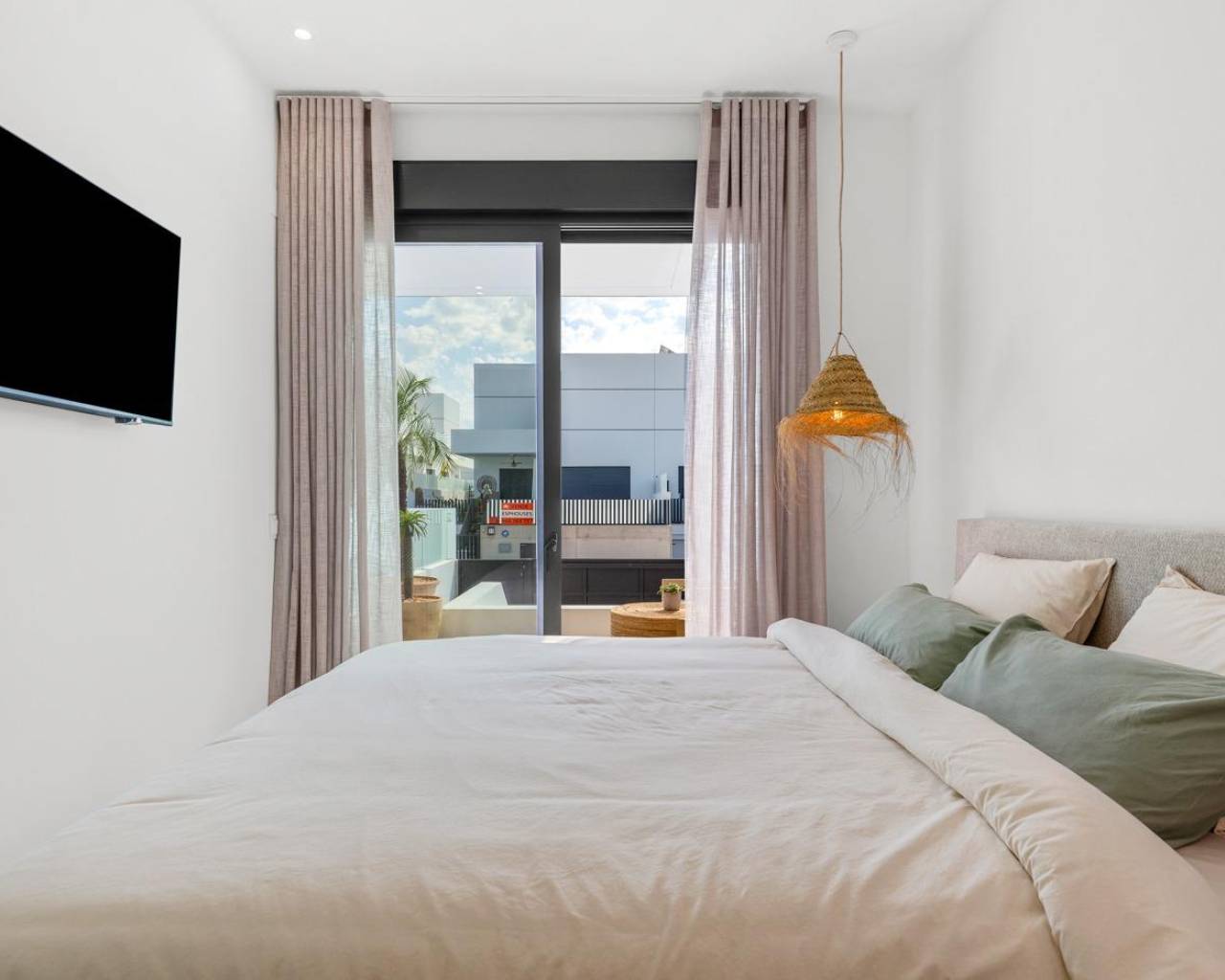 New Build - Bungalow  / Townhouse - Dolores - Sector 3