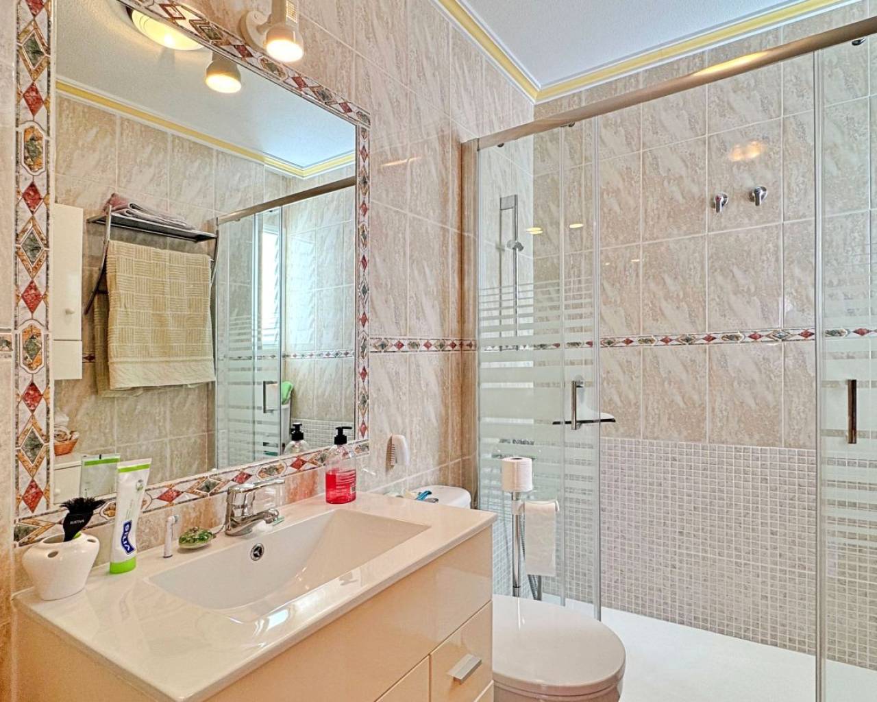 Resale - Apartments - Orihuela Costa - La Zenia