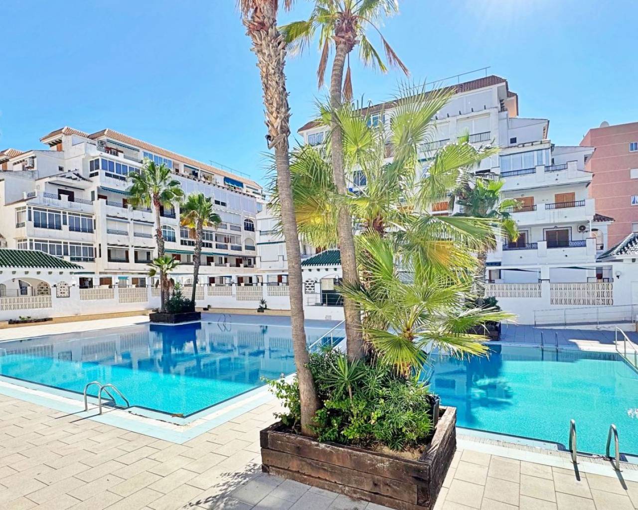 Resale - Apartments - Torrevieja - La Mata