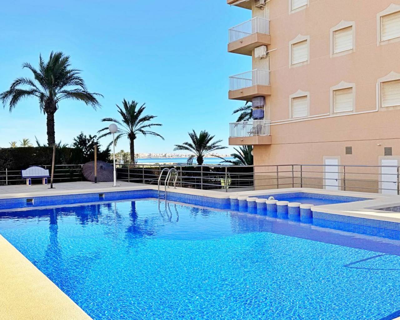 Resale - Apartments - Torrevieja - Rocio del Mar