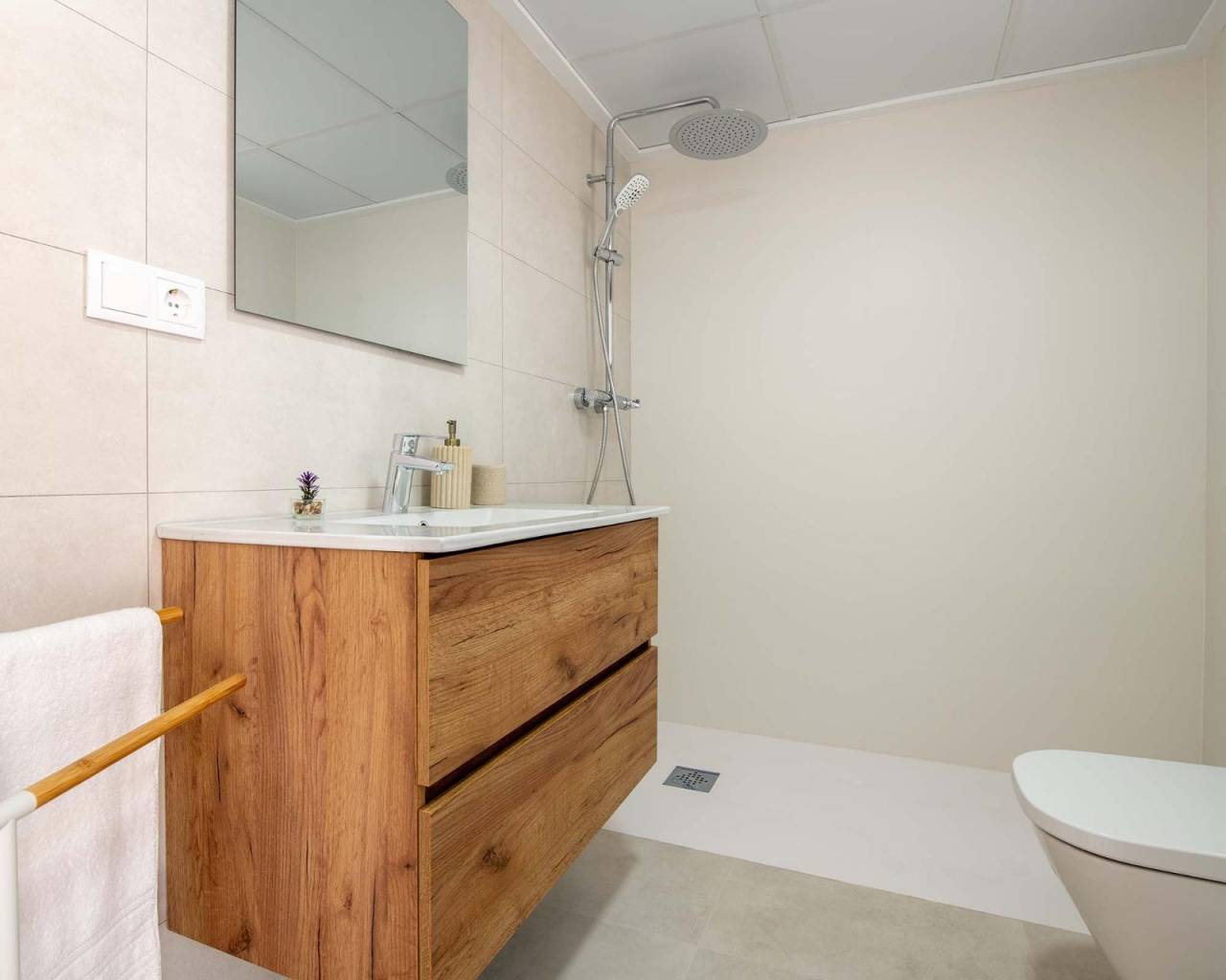 New Build - Bungalow  / Townhouse - Cox - San Fernando