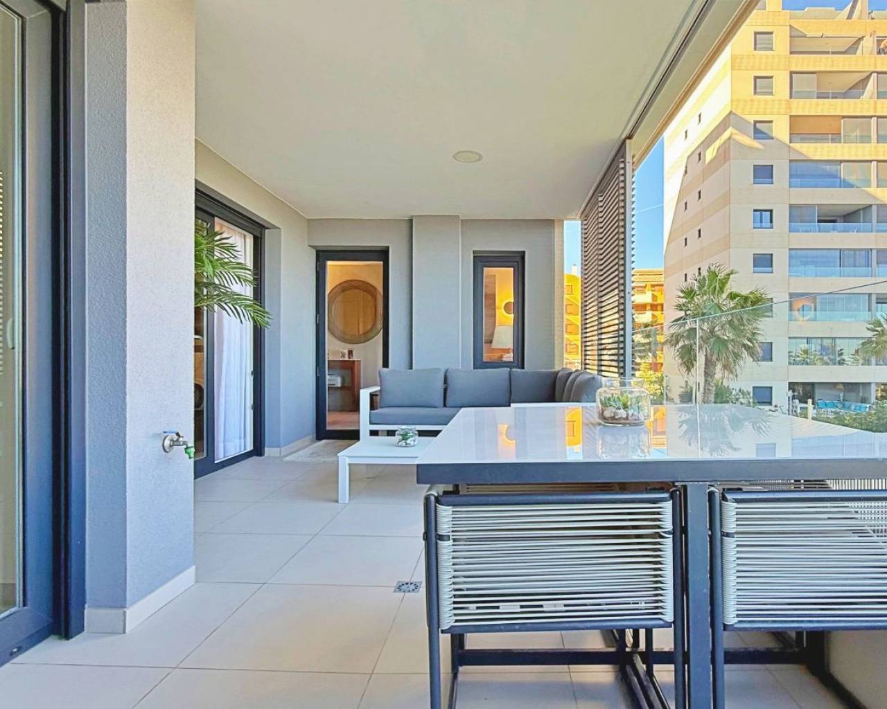 Resale - Apartments - Torrevieja - Punta Prima