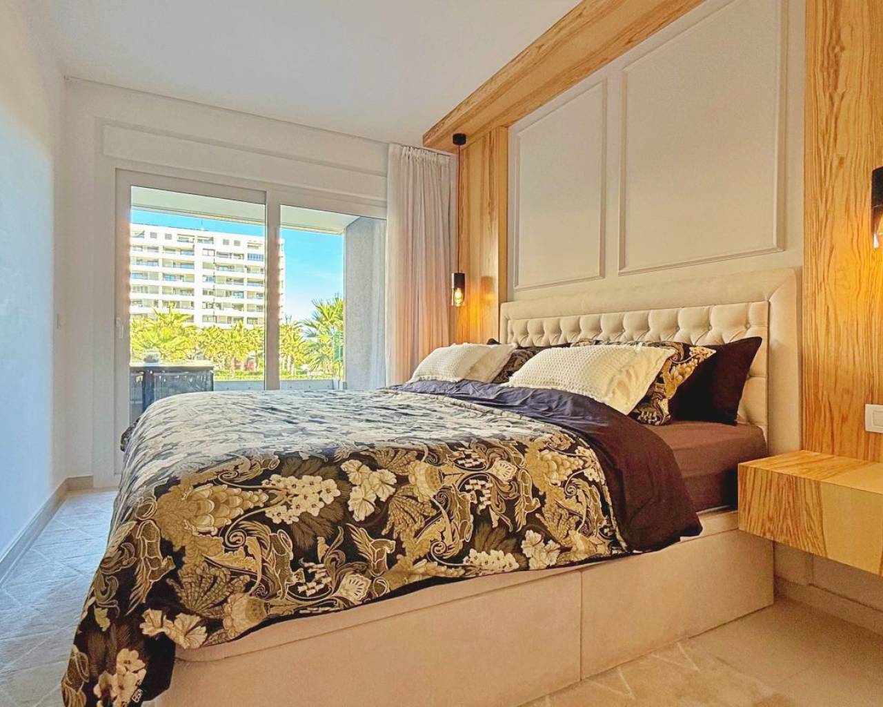 Resale - Apartments - Torrevieja - Punta Prima