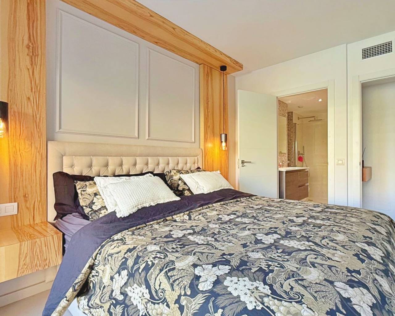 Resale - Apartments - Torrevieja - Punta Prima