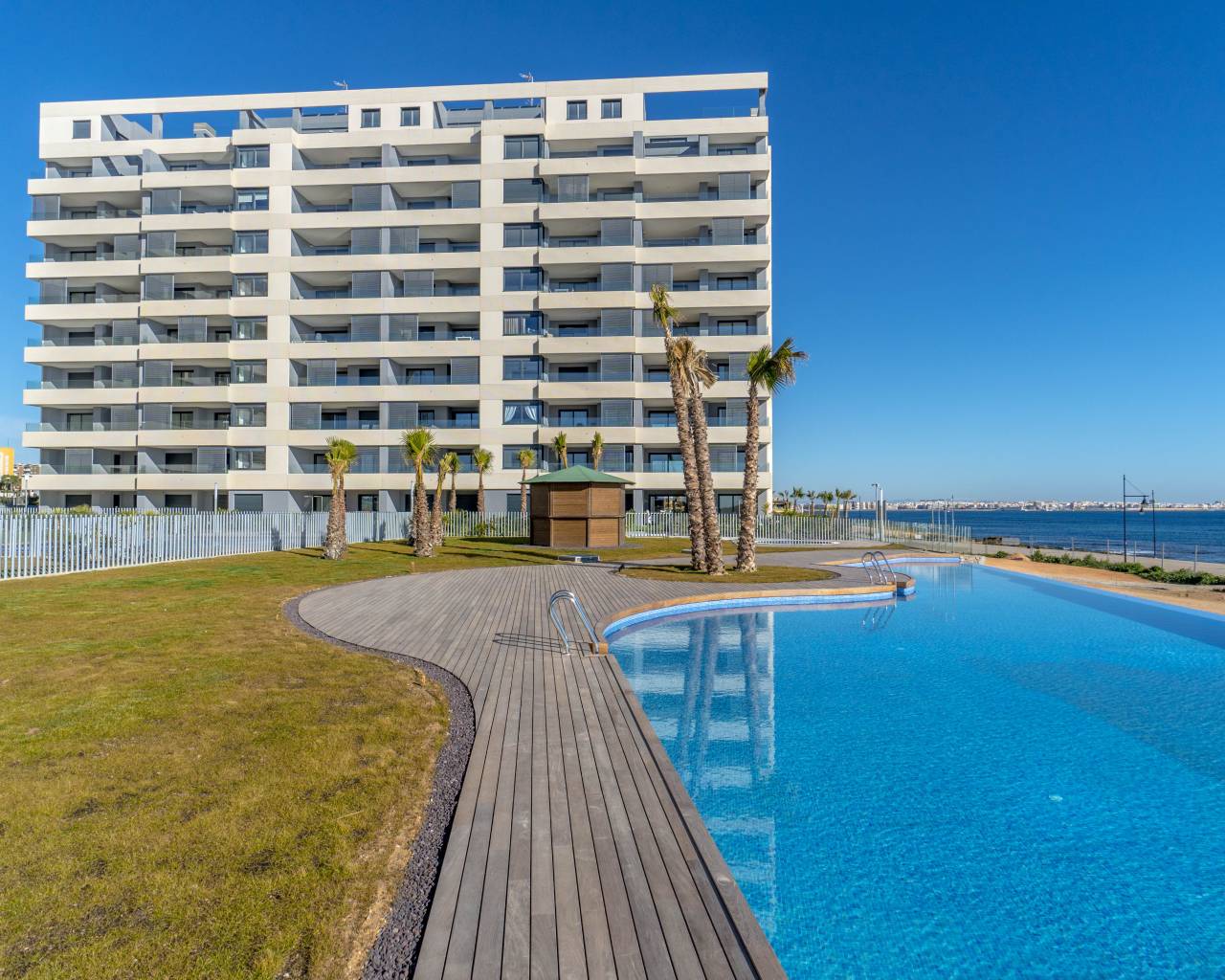 Resale - Apartments - Torrevieja - Punta Prima