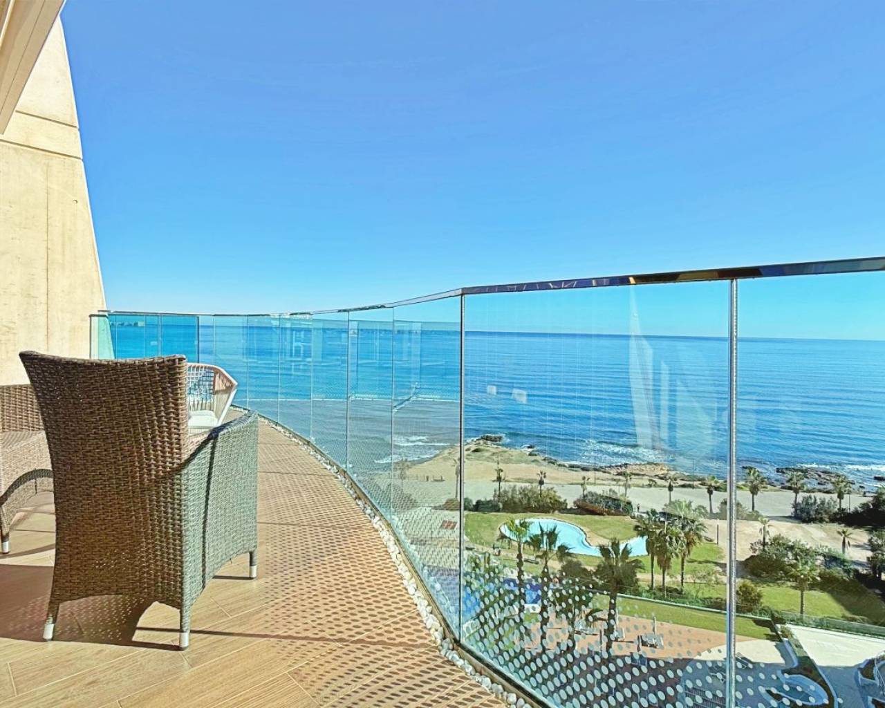 Resale - Apartments - Torrevieja - Punta Prima