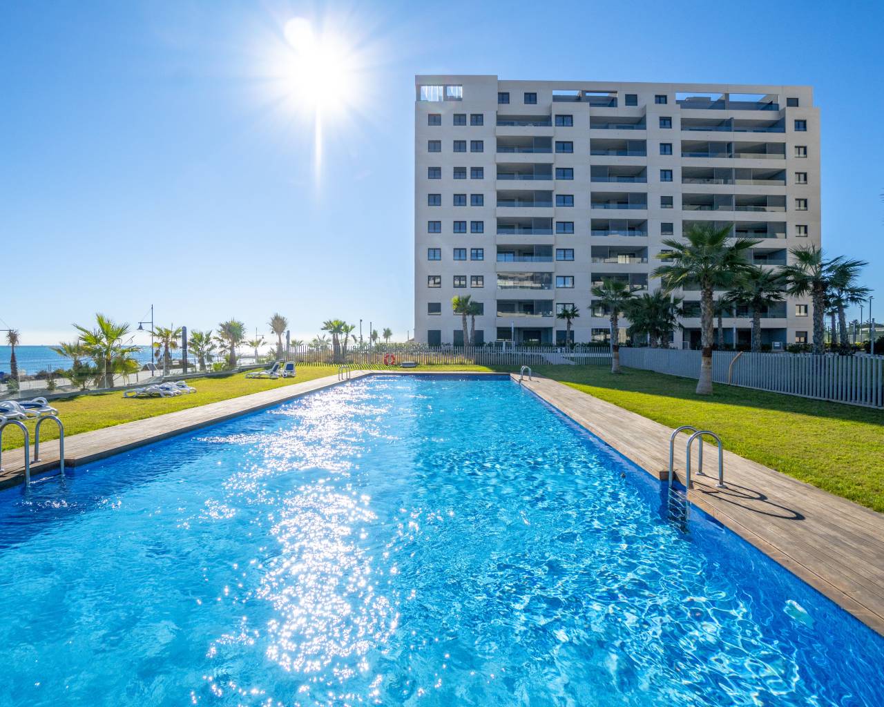 Resale - Apartments - Torrevieja - Punta Prima