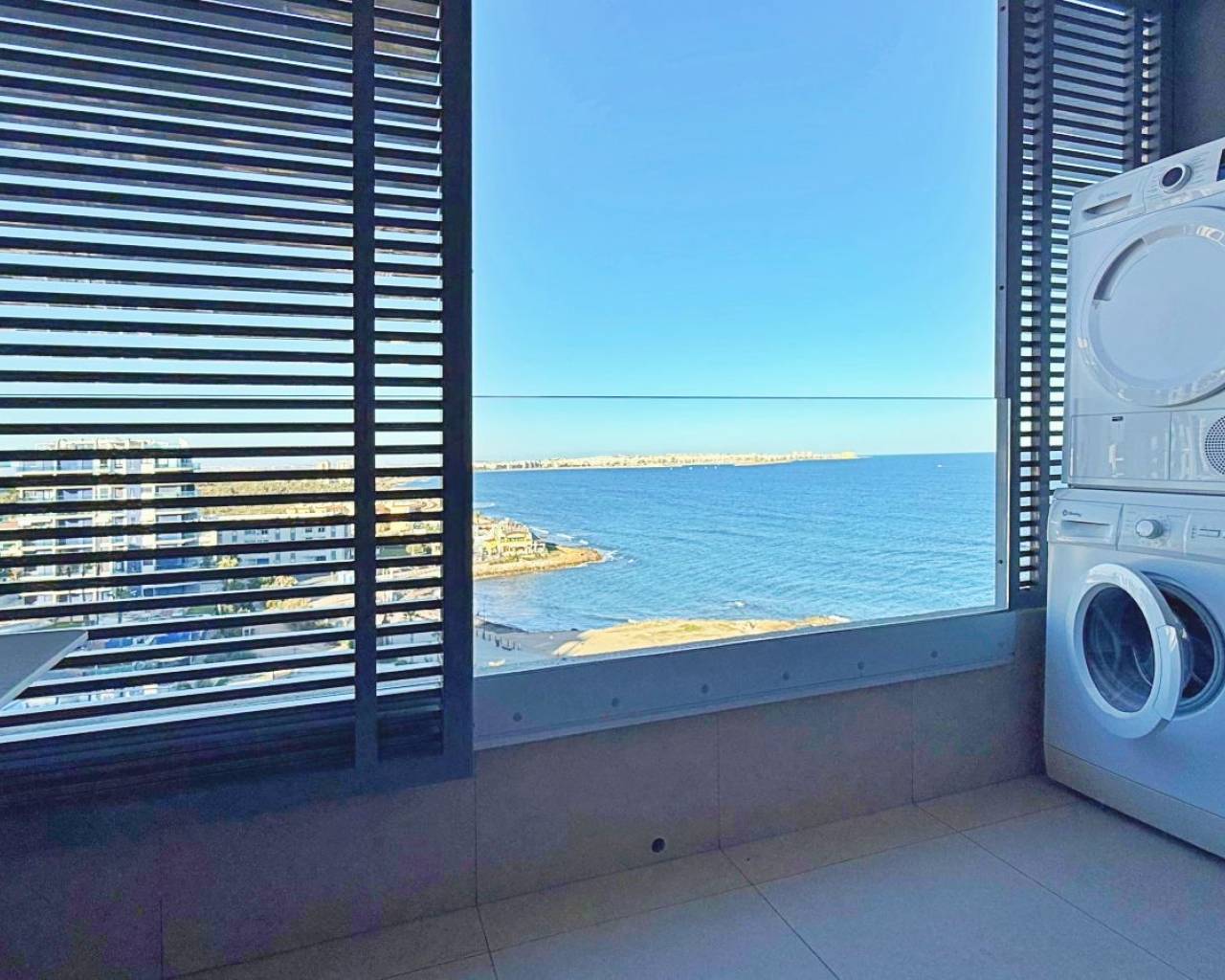 Resale - Apartments - Torrevieja - Punta Prima