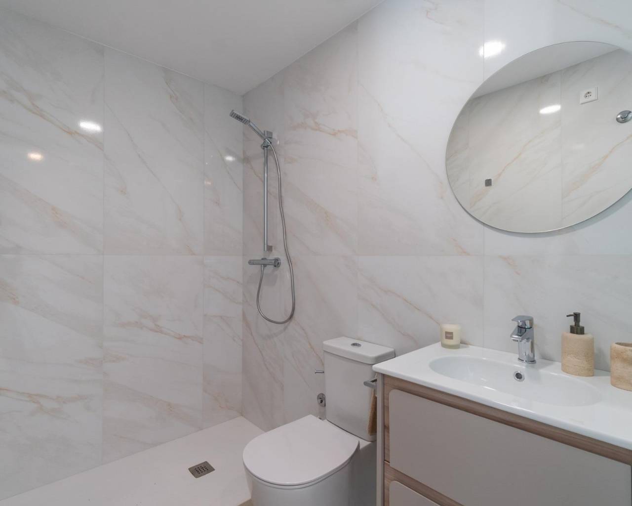 Nueva construcción  - Apartamentos - Orihuela Costa - Playa Flamenca