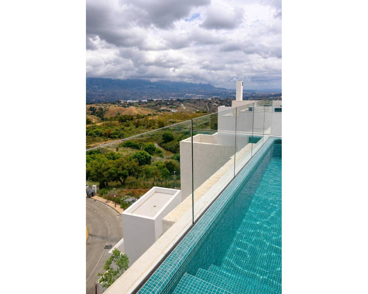 Nueva construcción  - Apartamentos - Ojen - El Soto De Marbella