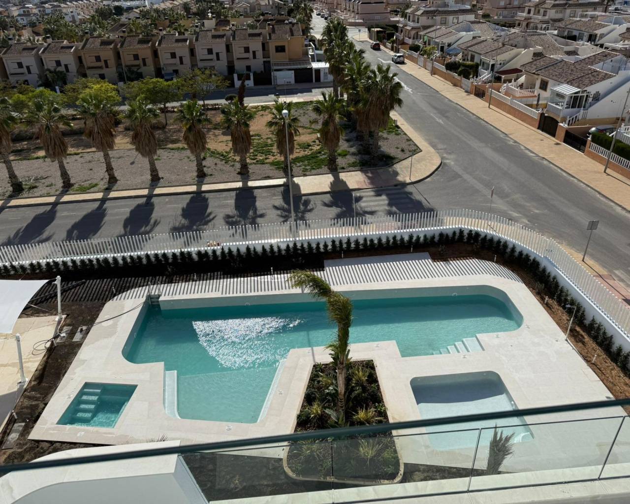 Nueva construcción  - Apartamentos - Orihuela Costa - Lomas de Cabo Roig