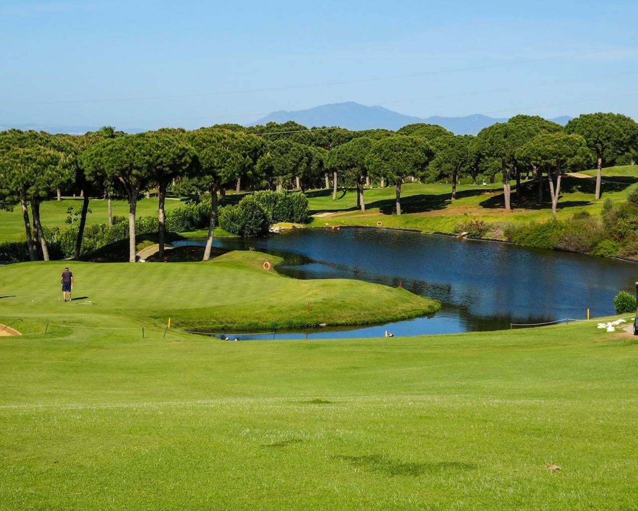 Nueva construcción  - Apartamentos - Marbella - Cabopino Golf