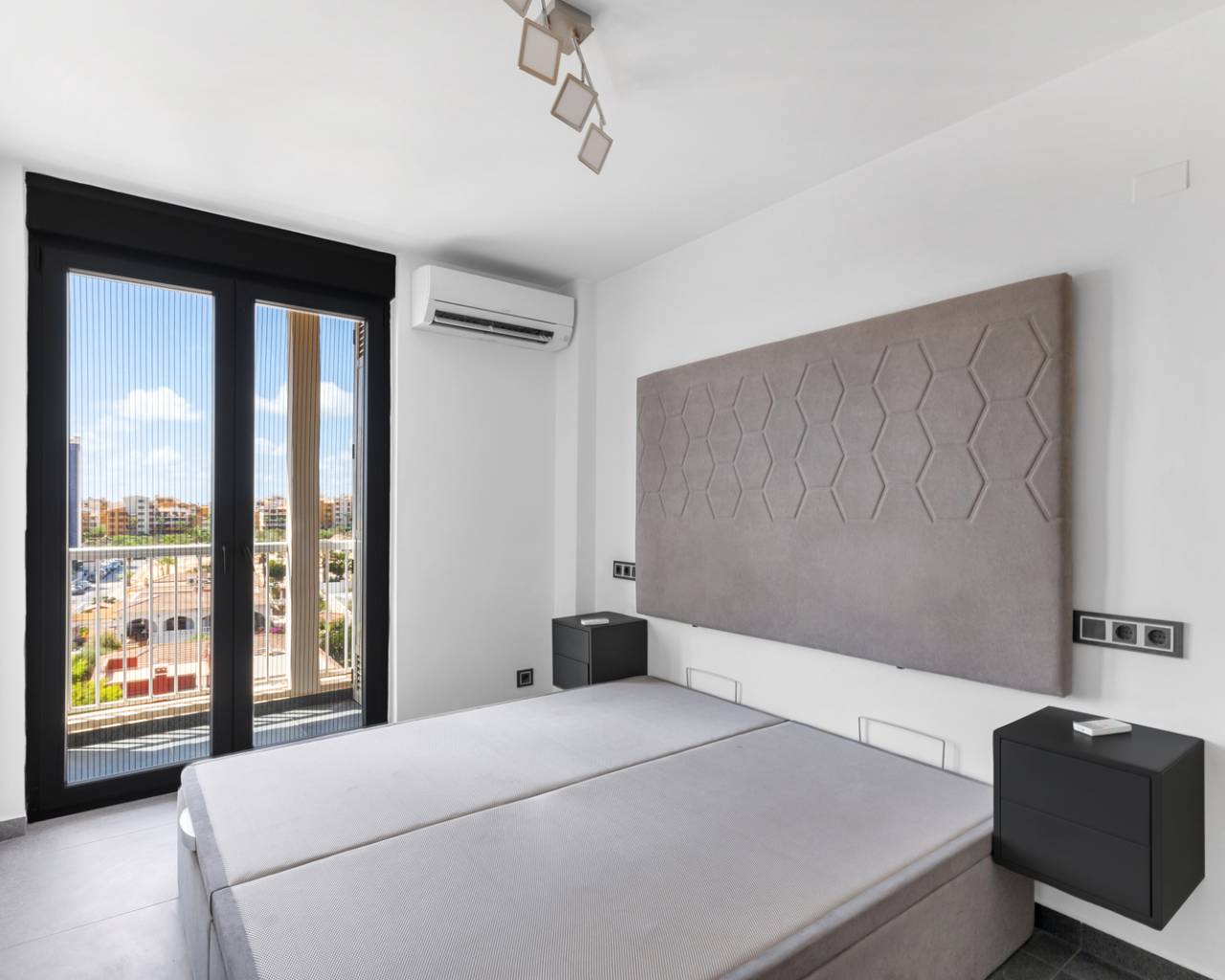 Resale - Apartments - Torrevieja - Rocio del Mar