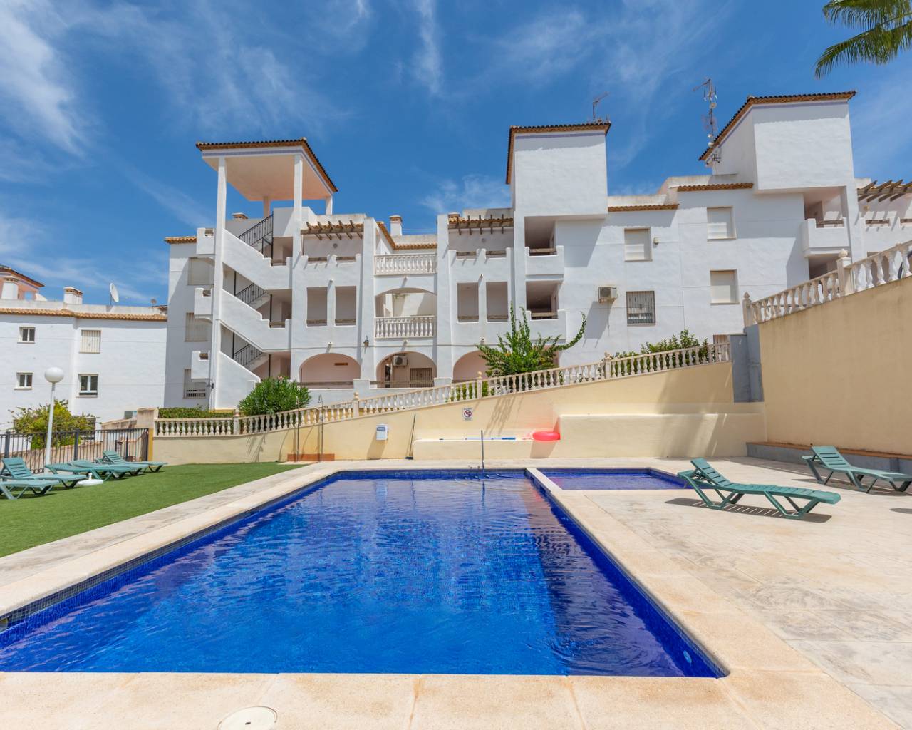 Resale - Apartments - Orihuela - Villamartin