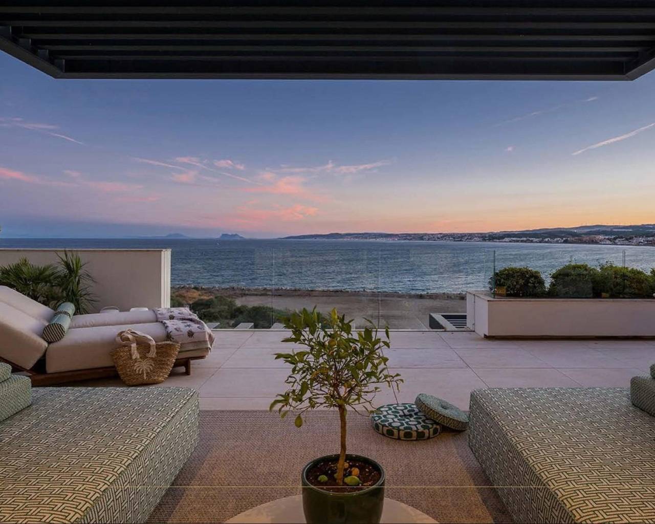 Nueva construcción  - Apartamentos - Estepona - Playa del Cristo